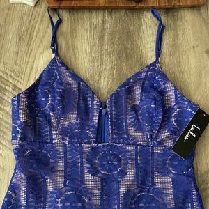 Royal blue lace mini dress 💙